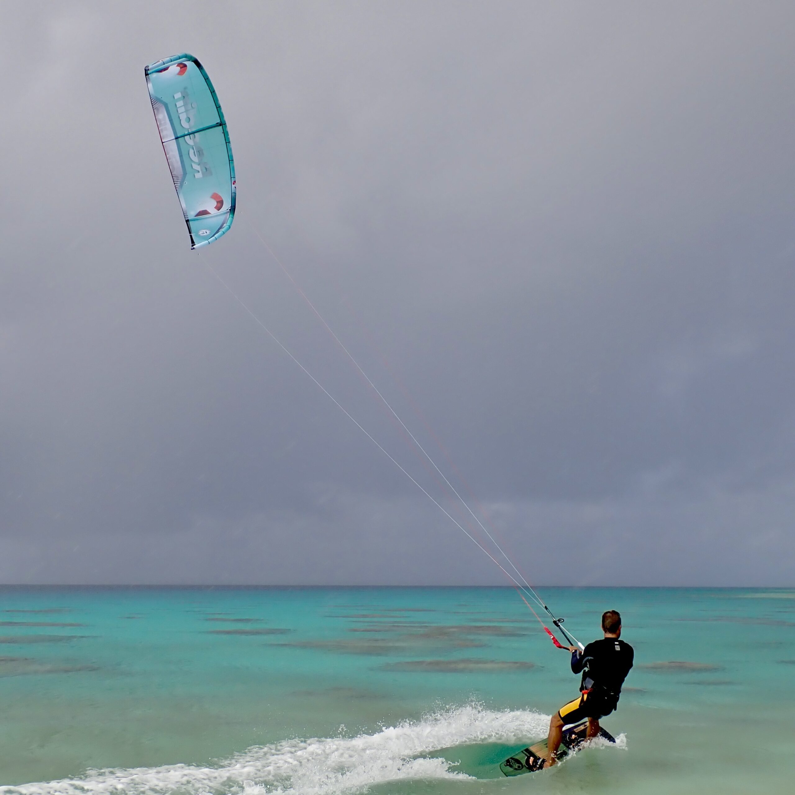 The best season to Kitesurfing in Fiji